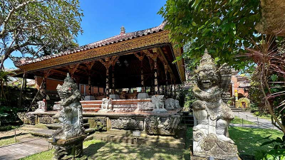 Puri Ubud – Warisan Kerajaan Bali di Jantung Ubud