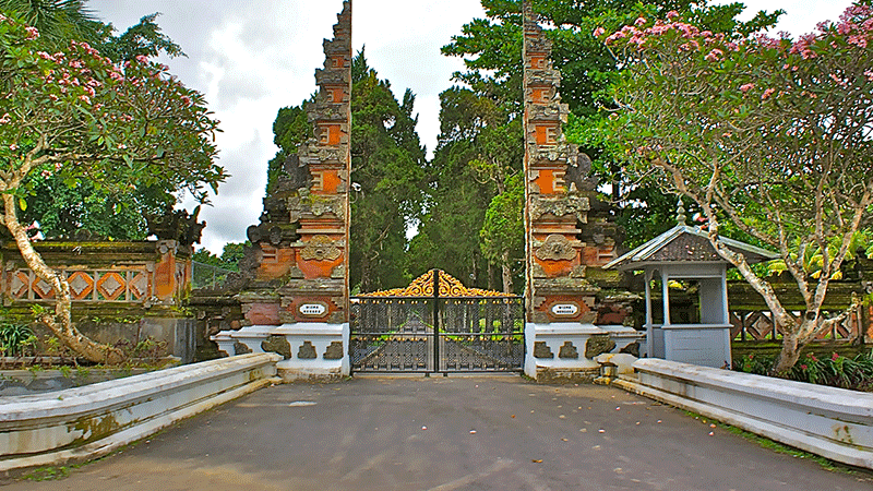 Istana Tampaksiring