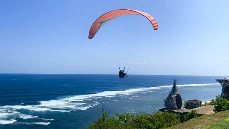 Paralayang Bukit Belong