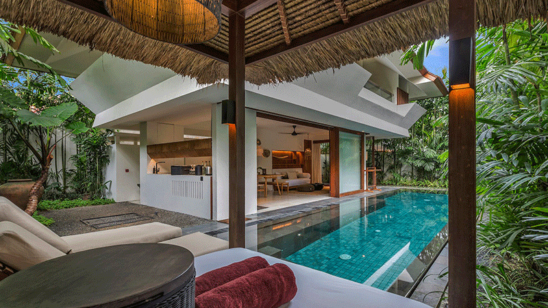 Menginap di Bisma Eight