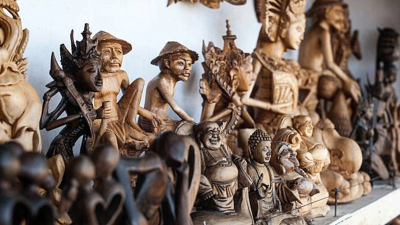 Daya Tarik Mas Woodcarving Village