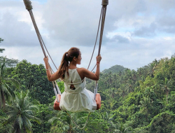 Aloha Ubud Swing: Sensasi Terbang di Atas Hijau Tegallalang