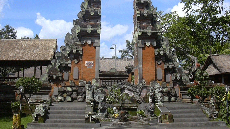 Pura Penataran Sasih