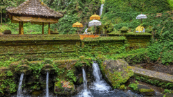 Pura Mengening Gianyar: Pemandian Suci Tenang di Bali