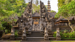 Gunung Lebah Temple – Permata Sunyi di Lembah Campuhan