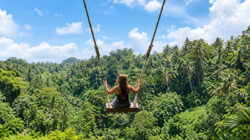 Aloha Ubud Swing: Panduan Lengkap Tiket, Lokasi, dan Pengalaman Ayunan di Tegallalang